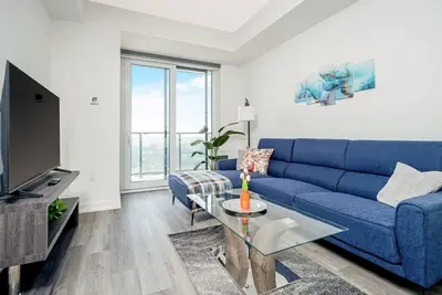 Image de Modern High-Rise 24th Floor Condo w Private Patio