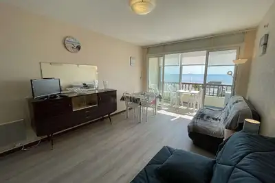 Studio en bord de mer avec balcon et parking