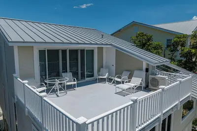 Image de Experience luxury at H-821 Belcher, a spacious 4-bedroom home in Boca Grande!