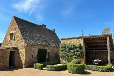 Image de Propriété de charme classée 5 étoiles, nichée entre Sarlat et Lascaux