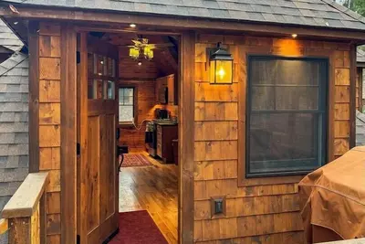 Image de Lakeside Lodge - The Carriage House