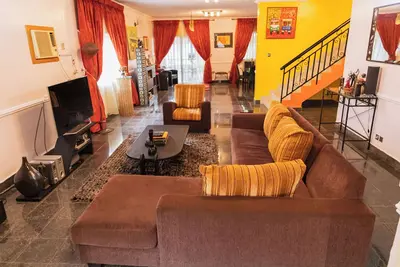 Image de Exquisite 4bed apt. with Gym\n\nShare\n\nSave