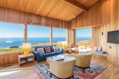 Image de Gorgeous Sea Ranch Escape for 6 w/Private Hot Tub!