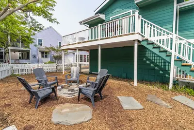 Image de Beachwalk Resort Main & Guest House for 20 w/Golf Cart
