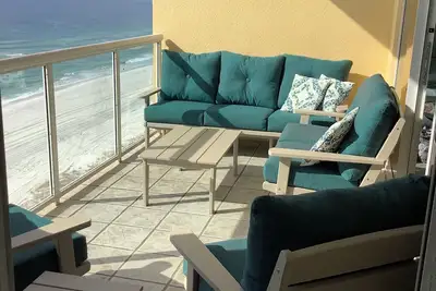 Image de New 12th fl Beachfront 3br/3ba & Beach Service