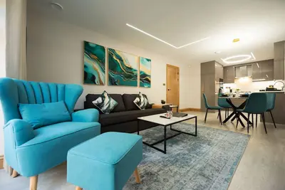 Image de Appartement-de Luxe-Salle de bain et douche-Terrasse-Oak Lodge-Flat 1