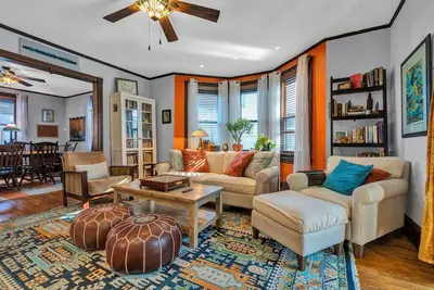 Image de Bryn Mawr Timeless Oasis