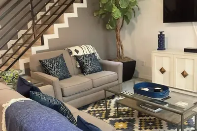 Image de Charming Brand New 3-bedroom townhome in between Mission and McAllen area.