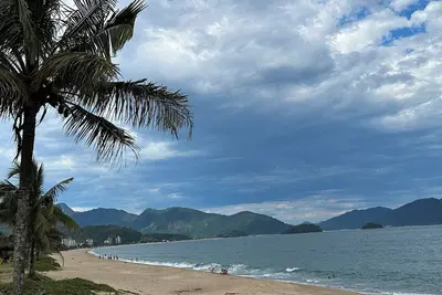 Image de Ótima casa em condomínio com Wi-Fi a 300m do mar