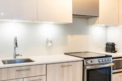 Image de Lux Condo in Heart of Downtown Toronto - Yonge/Dundas Square!