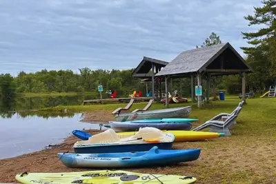 Image de Lakefront Hideaway Resort