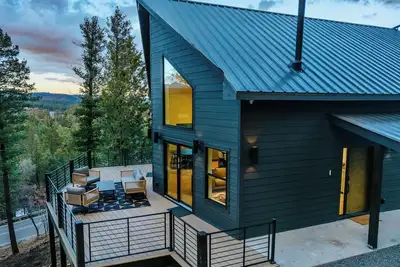 Image de Sierra Blanca Views: New-Build Cabin in Ruidoso