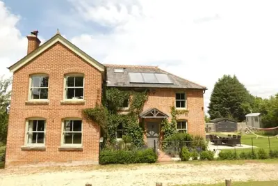 Image de History + Luxury Eco House in The New Forest