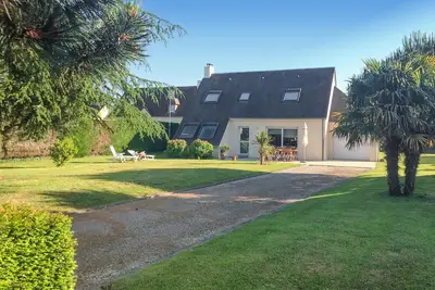 Image de Maison cosy à Quettehou avec WiFi