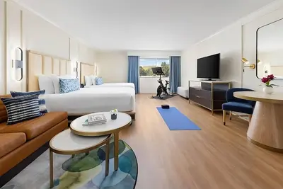 Image de SoCal Fit Room Two Queen, The Anza A Calabasas, Pool, Close to Lake Calabasas