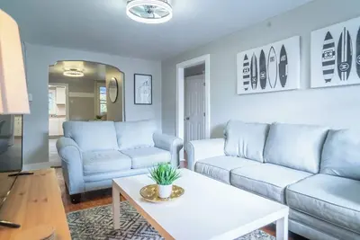 Image de Charming 2-bedroom home in brilliant Savannah with WiFi