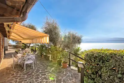 Image de Blu Lavanda Lakeview Terrace + Garden, Gargnano, Italy