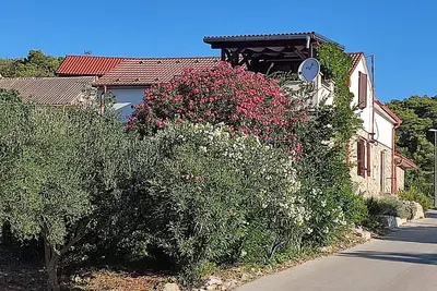 Image de Appartement de trois chambres avec la terrasse Rukavac, Vis (A-23763-a)