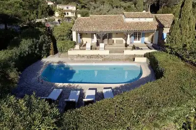 Image de Villa Proche Plage Avec Piscine Privee Et Vue Mer, A Louer Pour 9 Personnes