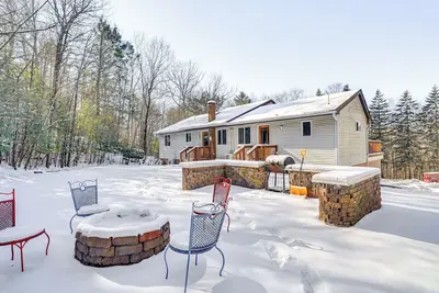 Image de 8 Mi to Lake Wallenpapack: Gem w/ Deck & Game Room
