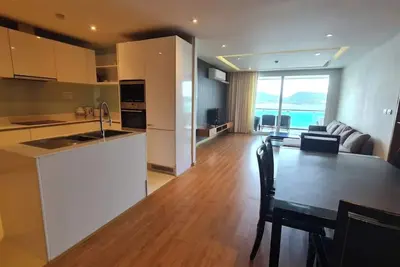 Image de 2-bedroom condo in charming Tambon Patong with WiFi, fitness room