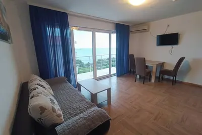 Image de Appartement confortable avec vue sur la mer
