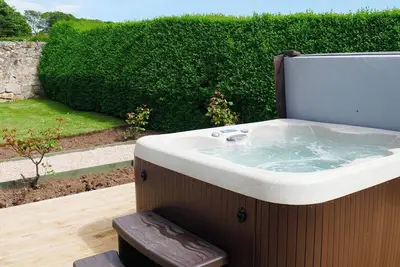 Image de Rose Cottage, 2 Bedrooms with Hot Tub