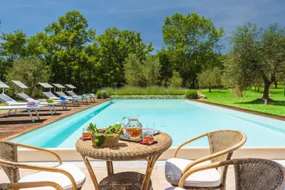 Image de Merveilleuse maison de vacances privée avec Wifi, piscine privée, climatisation, Tv, patio
