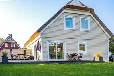 Image de Vacation home \"Strandglück\" - semi-detached house approx. 65 m² for 2-4 persons