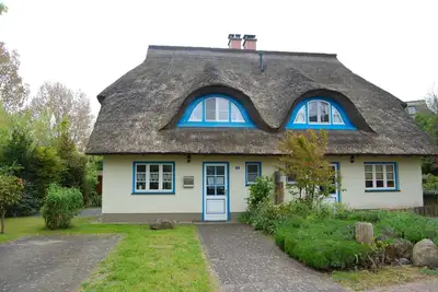 Image de Vacation home \"Hus Sünn\" - cane roof house in the village center approx. 88 m² for 2-6 persons