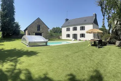 Image de Maison de vacances  14 personnes avec piscine et spa à 17 minutes de la plage