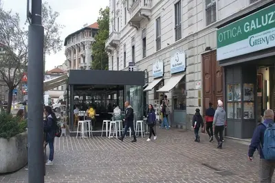 Modern & Cozy Apartment Next to Porta Romana Metro – Minutes from Duomo