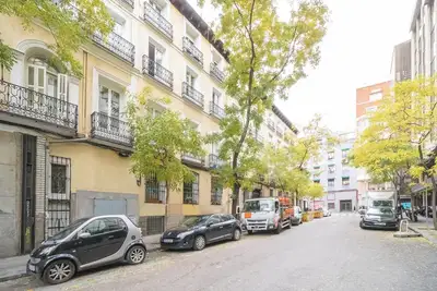 Image de Cozy apartment in the heart of the city center, quiet and bright