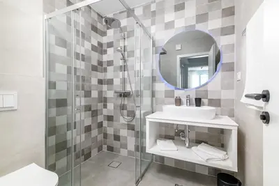 Image de Trieste - Charming 2-bedroom apartment in marvelous Rovinj with WiFi, Ac