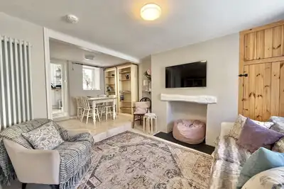 Image de Farthing Cottage…cute ‘n’ cosy!