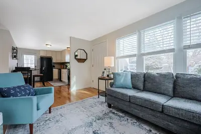 Image de Entire South Kingstown Home