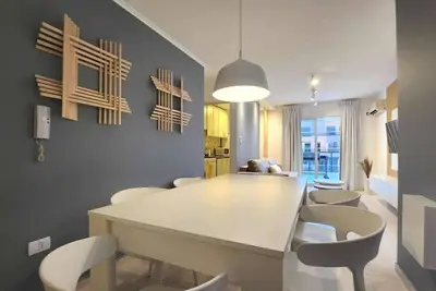 Image de Premium Duplex with panoramic view and Bbq