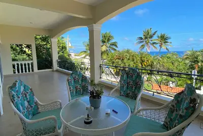 Image de Villa Costa Verde. Oceanview 5 Br w pool & rooftop terrace, 4 min from the beach