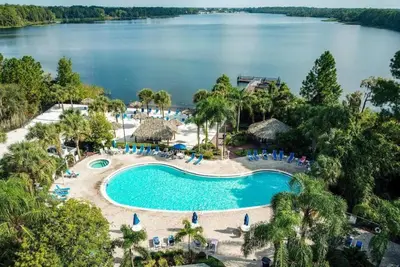 Image de Disney Favorite Condo Poolside