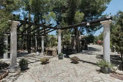 Image de Traditional finca with sunset, infinity pool & privacy