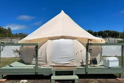 Image de #5 North Shore Oahu Camping / Glamping Tent Laie