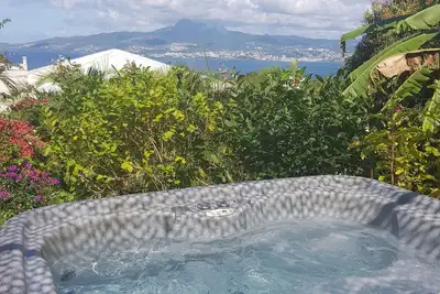 Image de CocoK'BanaLodge, vue mer, montagne, jacuzzi / Les 3 Ilets