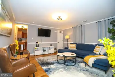 Image de Beautifully Furnished  Cozy Ensuite 2br3 Ba In Upper Fells Point, Baltimore