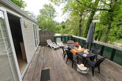 Image de Camping 4 étoiles - Piscine - ccaifih
