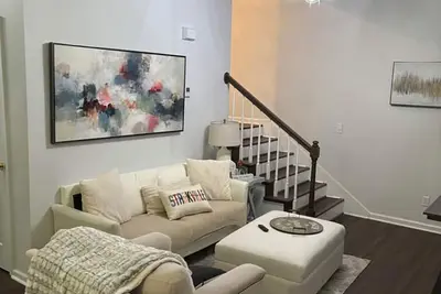 Image de Charming 2-bedroom townhome in Starkville with WiFi
