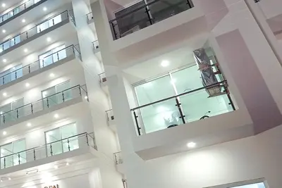 Image de Luxury 1 bhk Apartment With Pool, Gym & Cinema