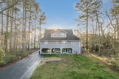 Image de The Salty Derby - less than mile to beach, sleeps 17 - Bethany Beach