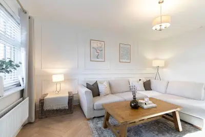 Image de Beautiful 2-Bed Home in Leckhampton