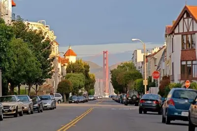 Image de Contemporary Marina District Flat - Newly listed, nice home in a great location!