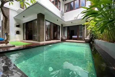 Image de 3br Villa in Central Seminyak - Zowa Villa